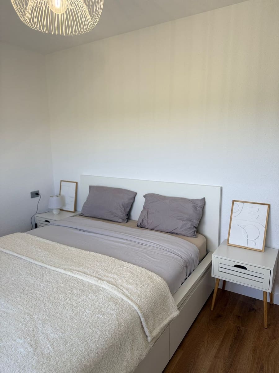 2 quarto Apartamento para arrendar em Torrevieja com piscina garagem - 1 200 € (Ref: 10179874)
