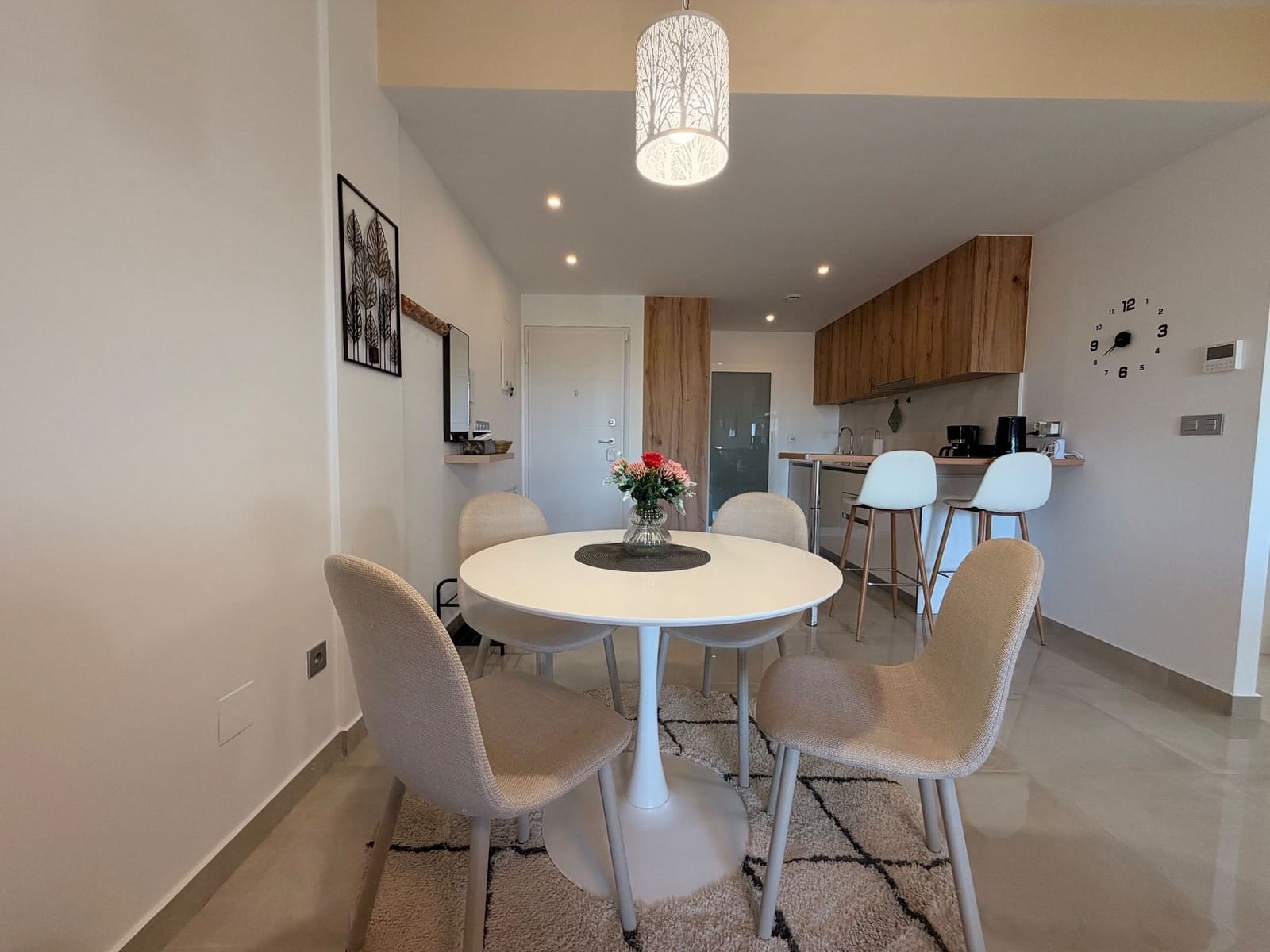 2 Zimmer Wohnung zu vermieten in Pilar de la Horadada mit Pool Garage - 1.200 € (Ref: 10182453)