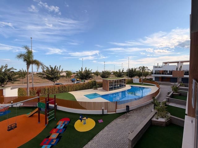 2 Zimmer Wohnung zu vermieten in Pilar de la Horadada mit Pool Garage - 1.200 € (Ref: 10182453)