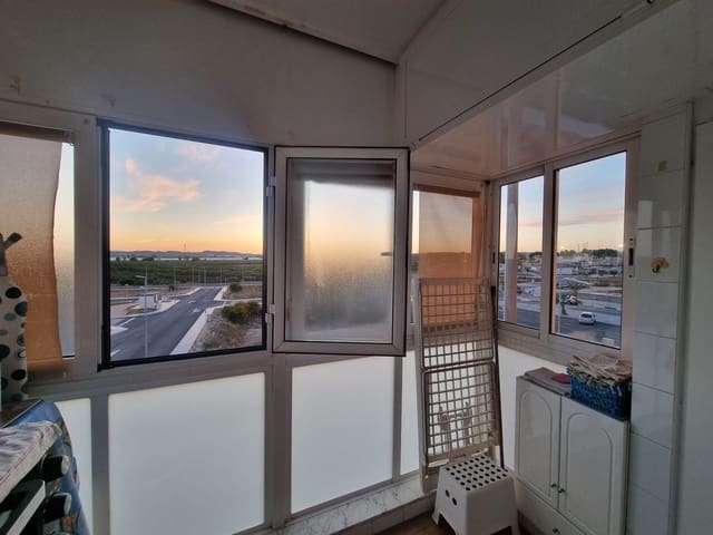 1 soverom Leilighet til leie i Los Montesinos med garasje - € 750 (Ref: 10182455)