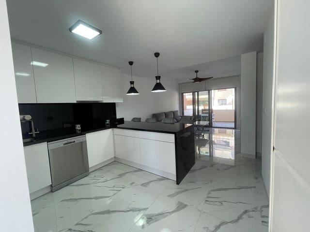 2 bedroom Flat for rent in Pilar de la Horadada with pool - € 1,100 (Ref: 10186367)