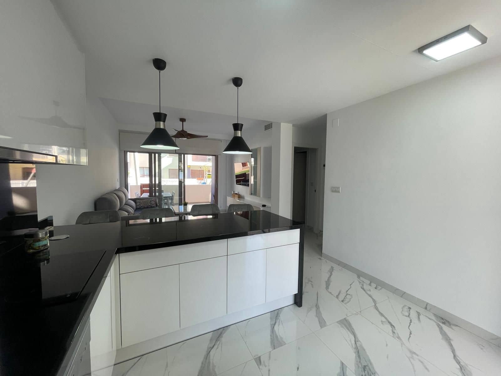 2 bedroom Flat for rent in Pilar de la Horadada with pool - € 1,100 (Ref: 10186367)