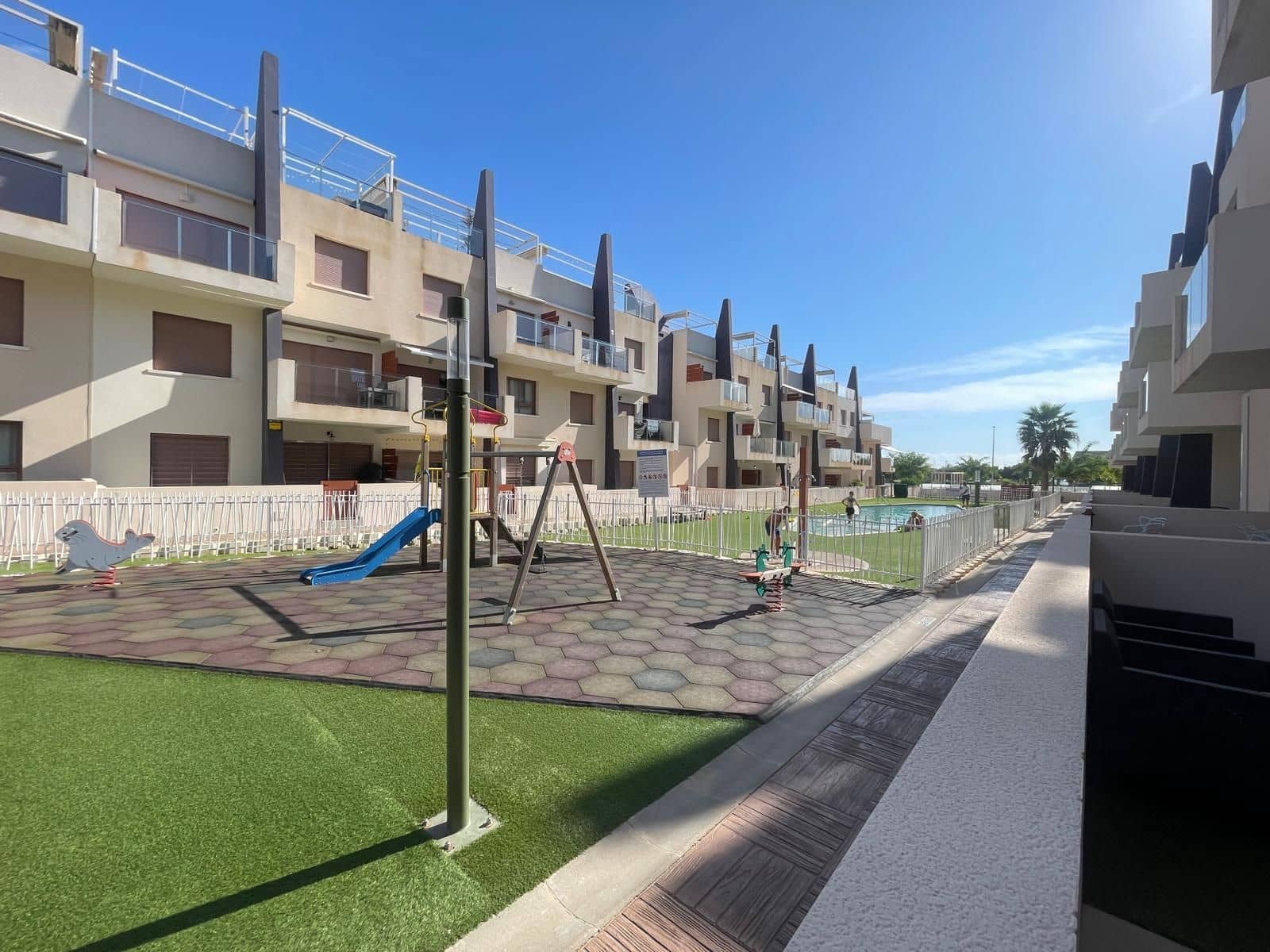2 bedroom Flat for rent in Pilar de la Horadada with pool - € 1,100 (Ref: 10186367)