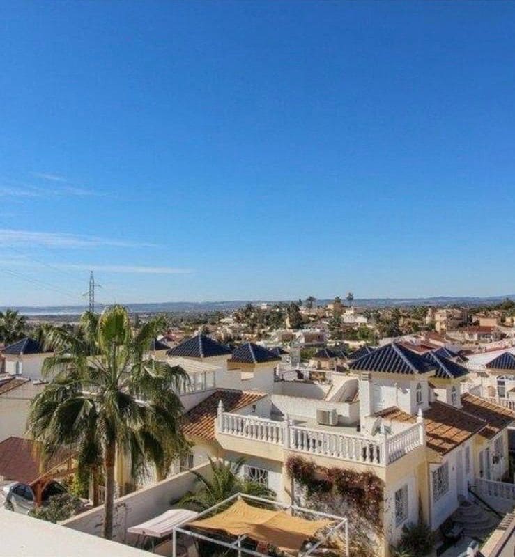 2 Zimmer Penthouse zu vermieten in Rojales mit Pool - 750 € (Ref: 10186368)