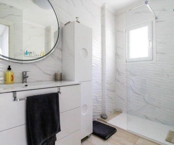 2 Zimmer Penthouse zu vermieten in Rojales - 750 € (Ref: 10186368)