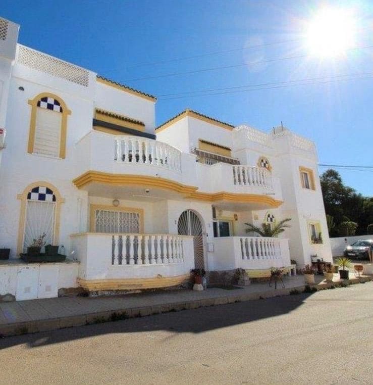 2 Zimmer Penthouse zu vermieten in Rojales mit Pool - 750 € (Ref: 10186368)