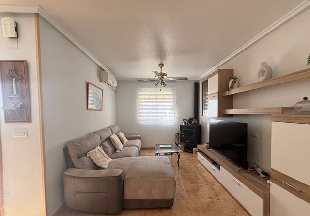 Villa/Maison de 3 chambres à louer à Torrevieja avec piscine - 1 550 € (Ref: 8822790)