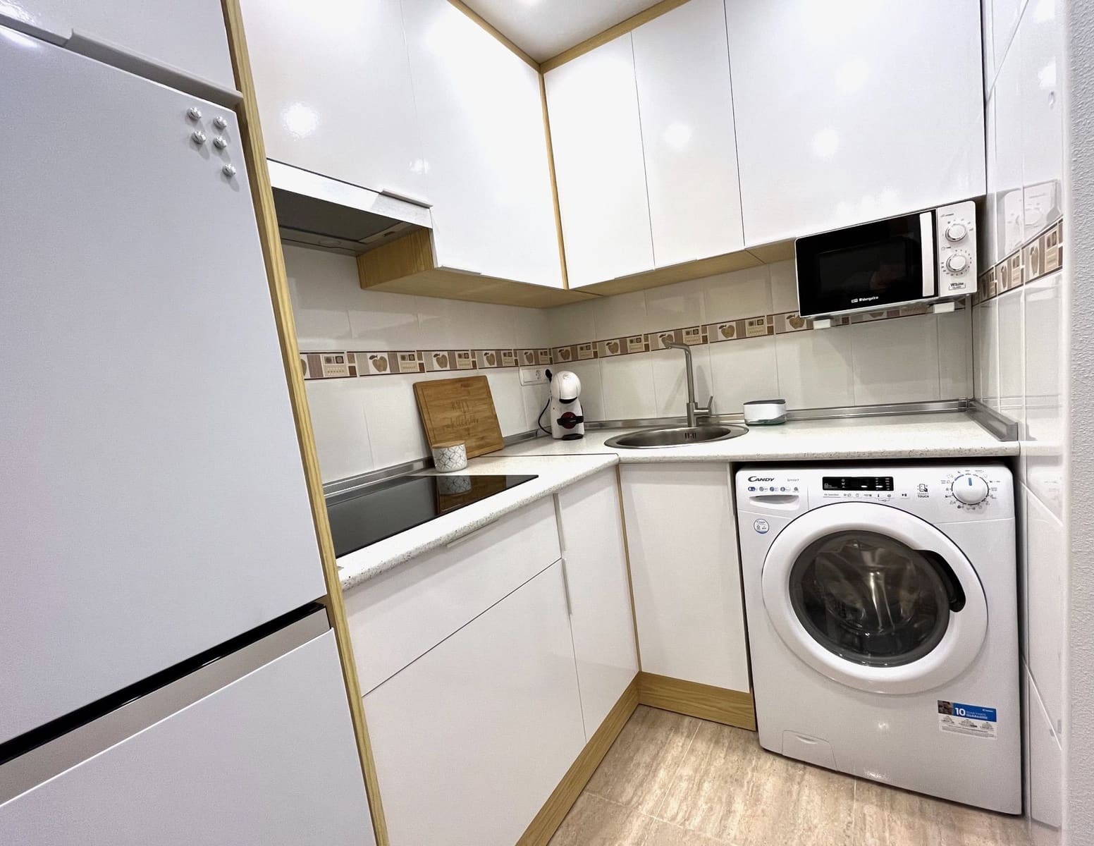 1 bedroom Apartment for rent in Torrevieja with pool garage - € 750 (Ref: 8822793)
