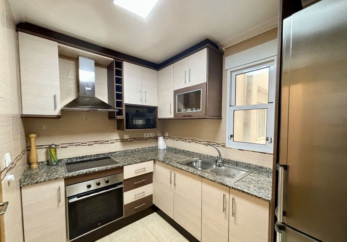 2 quarto Apartamento para arrendar em Torrevieja - 850 € (Ref: 8822795)