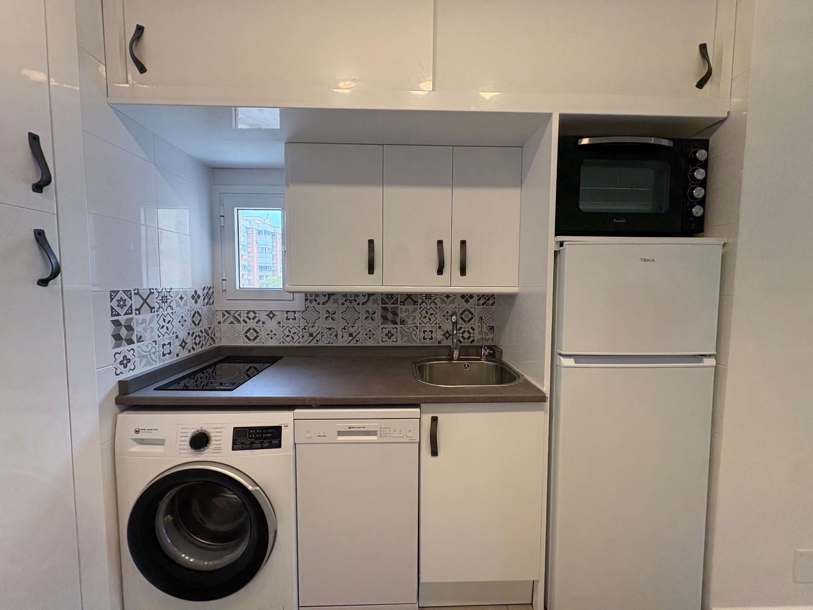Appartement de 1 chambre à louer à Dehesa de Campoamor - 750 € (Ref: 8859492)