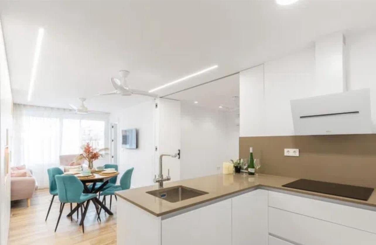 2 quarto Apartamento para venda em Torrevieja com garagem - 210 000 € (Ref: 8862380)