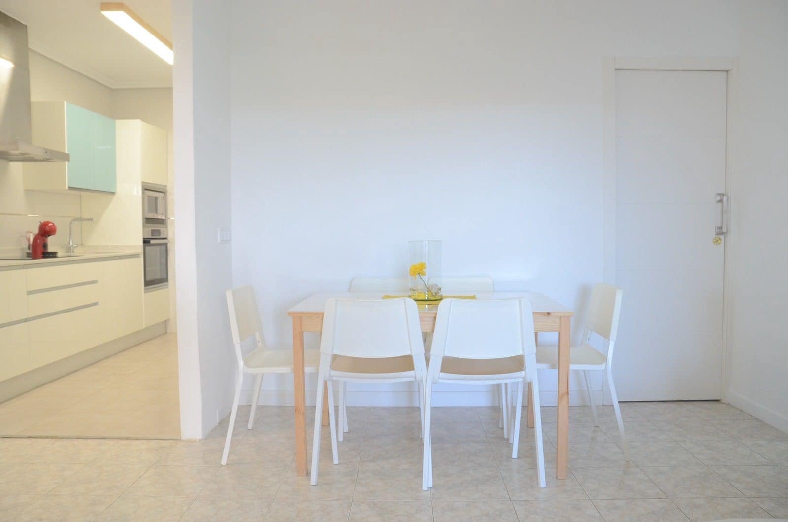 3 soveværelse Lejlighed til leje i Playa Flamenca med swimmingpool garage - € 1.150 (Ref: 8875606)
