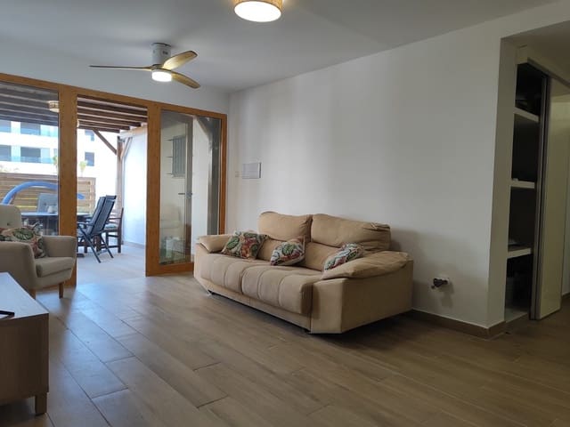 3 soveværelse Lejlighed til leje i Playa Flamenca, Orihuela med swimmingpool garage - € 1.150 (Ref: 8875606)