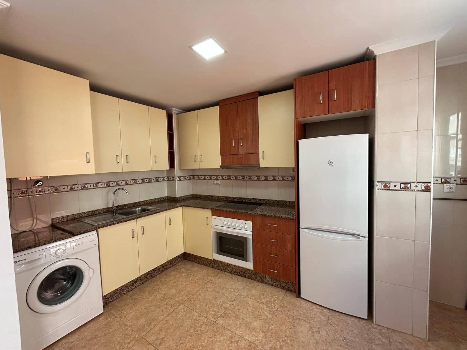 2 Zimmer Wohnung zu vermieten in Los Montesinos - 690 € (Ref: 8894412)