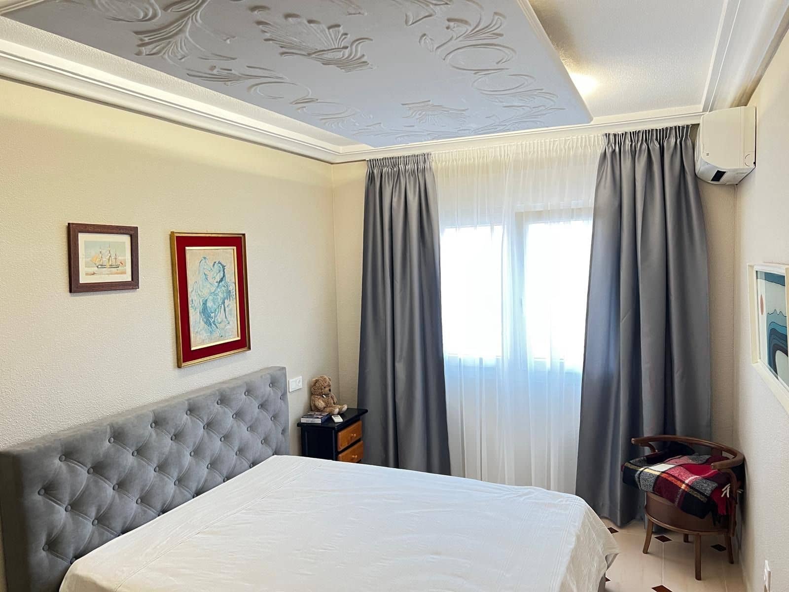 3 makuuhuone Paritalo vuokrattavana paikassa Torrevieja mukana 
autotalli - 1 400 € (Ref: 8950446)