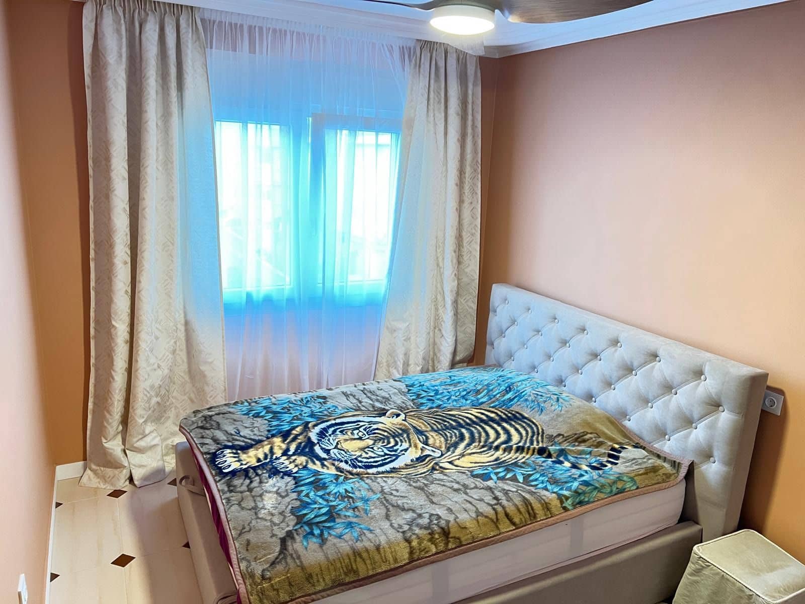 3 makuuhuone Paritalo vuokrattavana paikassa Torrevieja mukana 
autotalli - 1 400 € (Ref: 8950446)