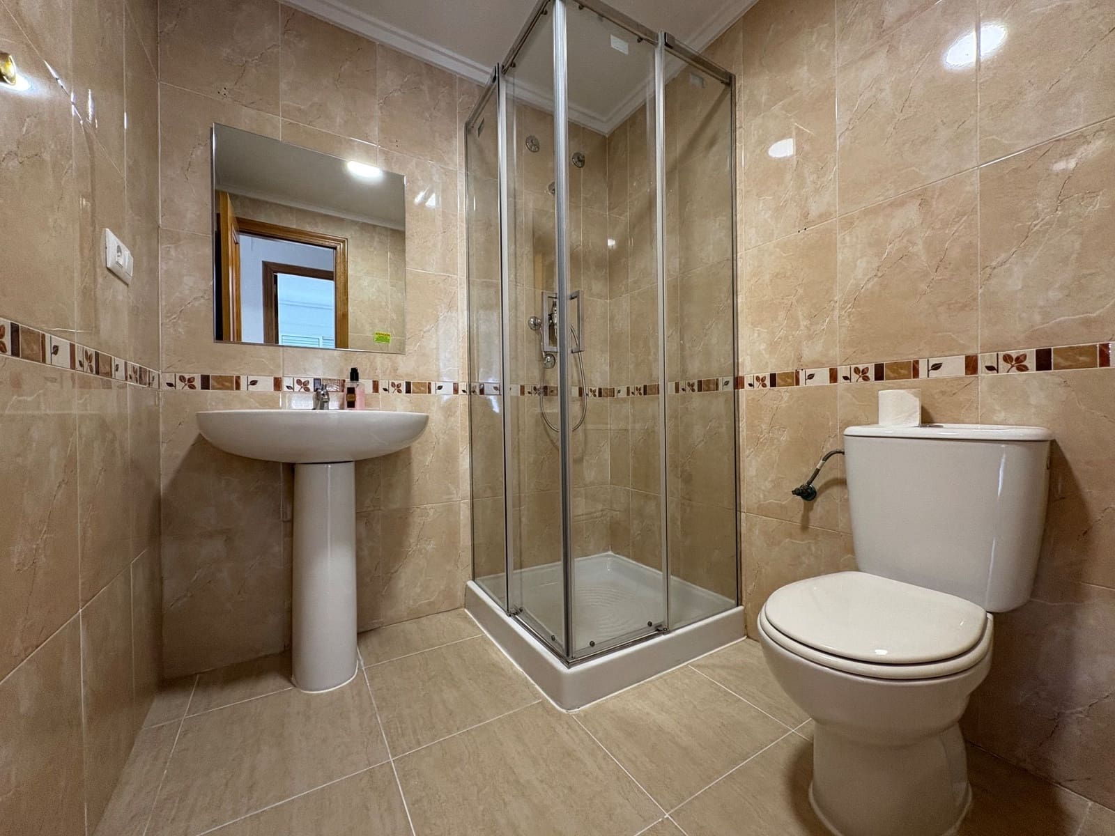 3 bedroom Flat for rent in Pilar de la Horadada with pool garage - € 775 (Ref: 8956834)