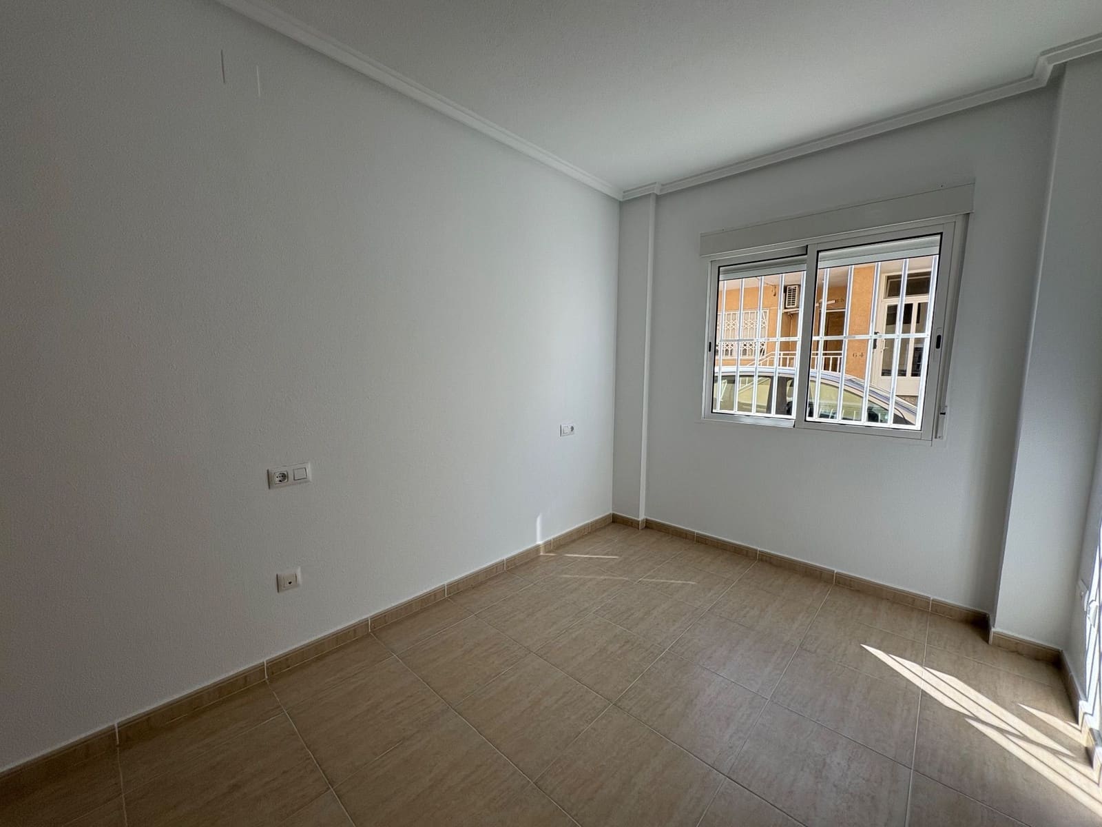 3 bedroom Flat for rent in Pilar de la Horadada with pool garage - € 775 (Ref: 8956834)