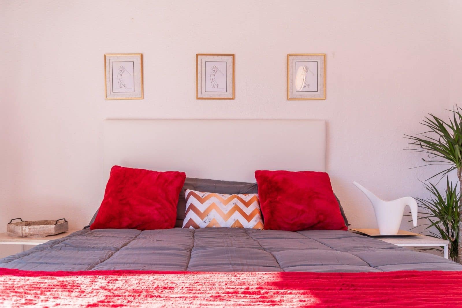 3 slaapkamer Halfvrijstaande villa te huur in Orihuela Costa met zwembad - € 1.600 (Ref: 8996500)