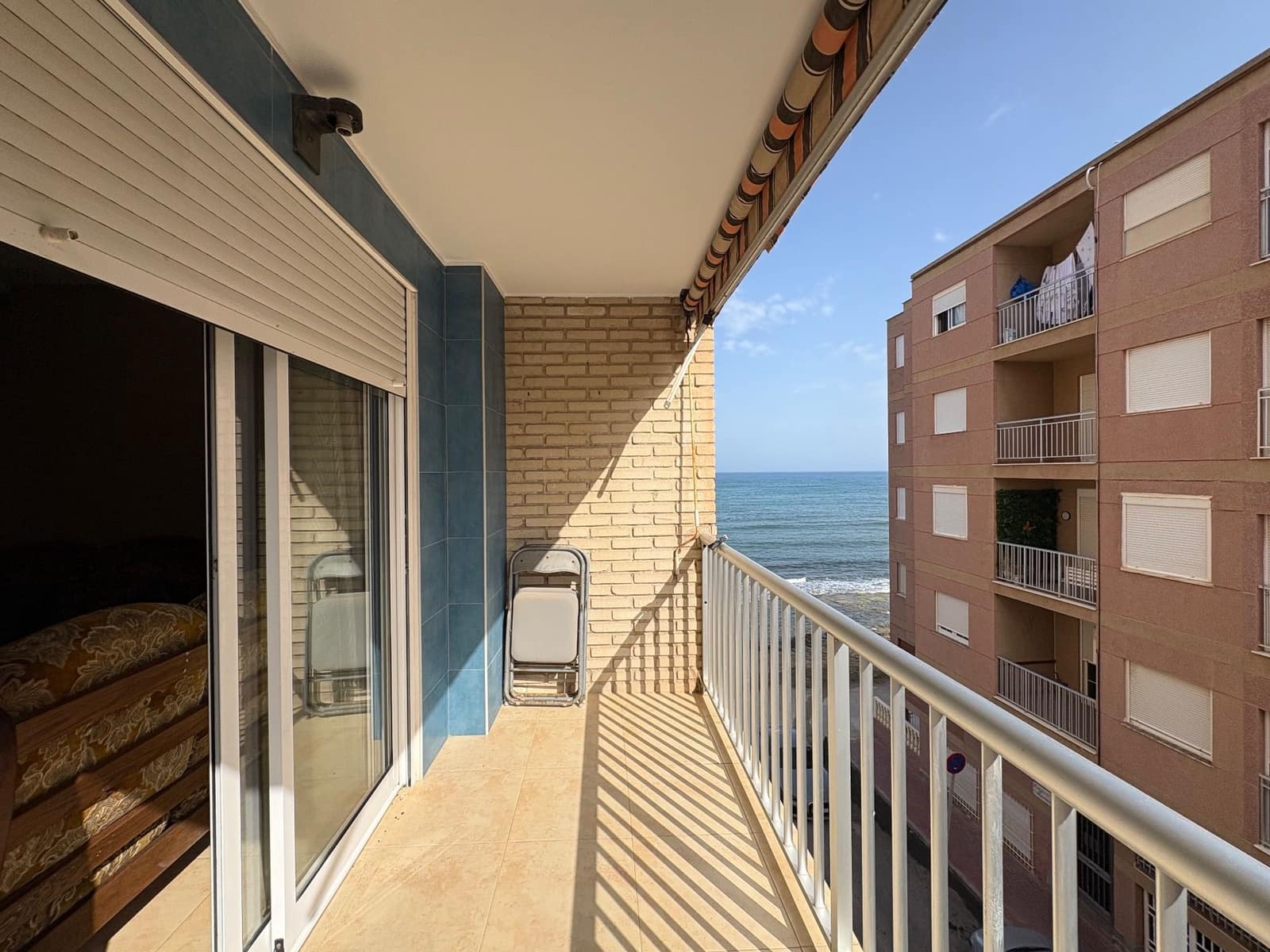 3 makuuhuone Asunto vuokrattavana paikassa Torrevieja - 850 € (Ref: 9034171)