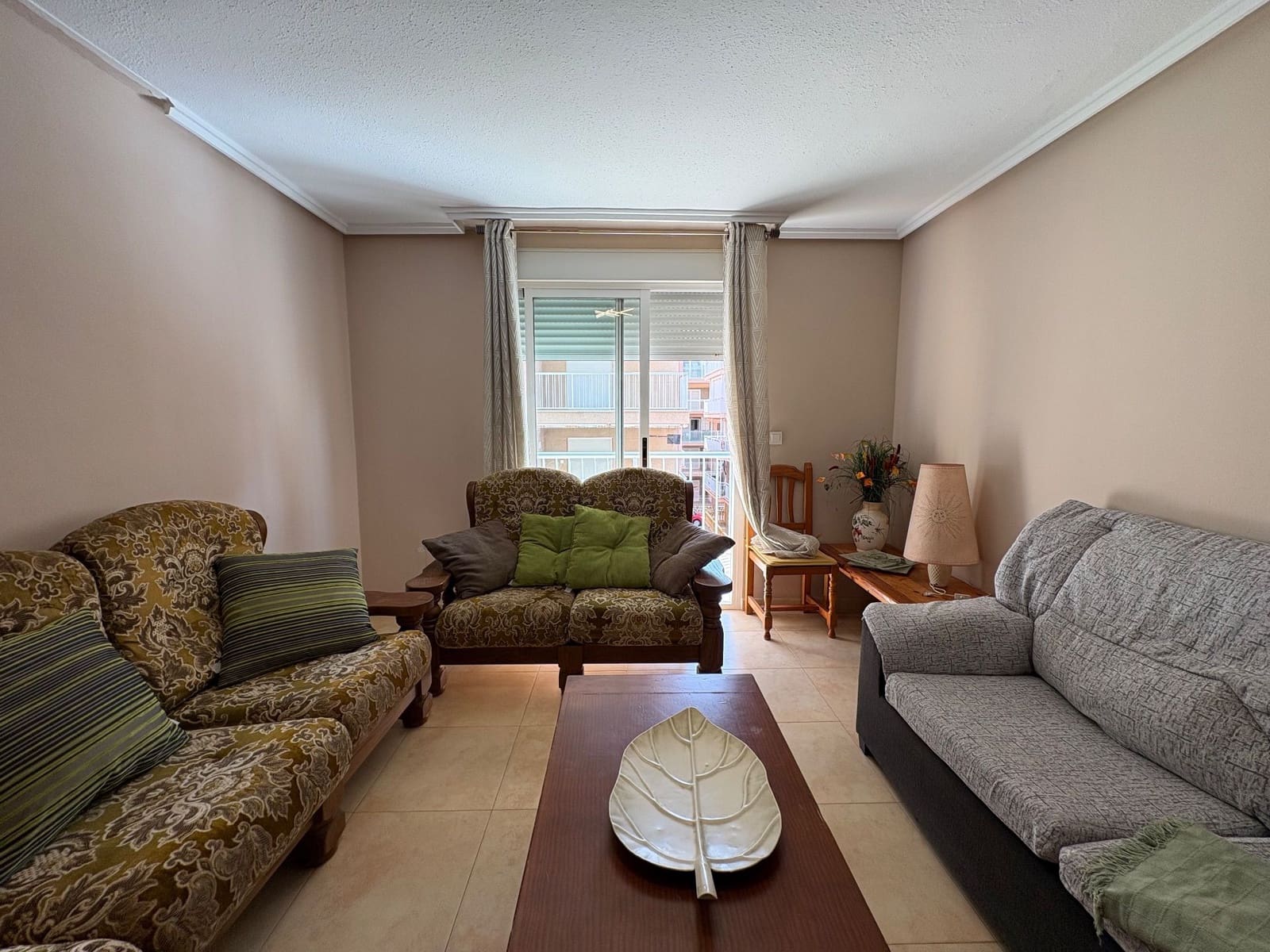 3 makuuhuone Asunto vuokrattavana paikassa Torrevieja - 850 € (Ref: 9034171)
