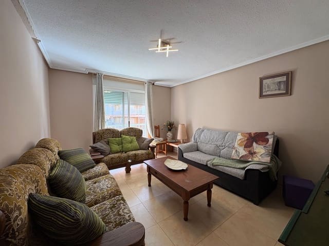 3 makuuhuone Asunto vuokrattavana paikassa Torrevieja - 850 € (Ref: 9034171)