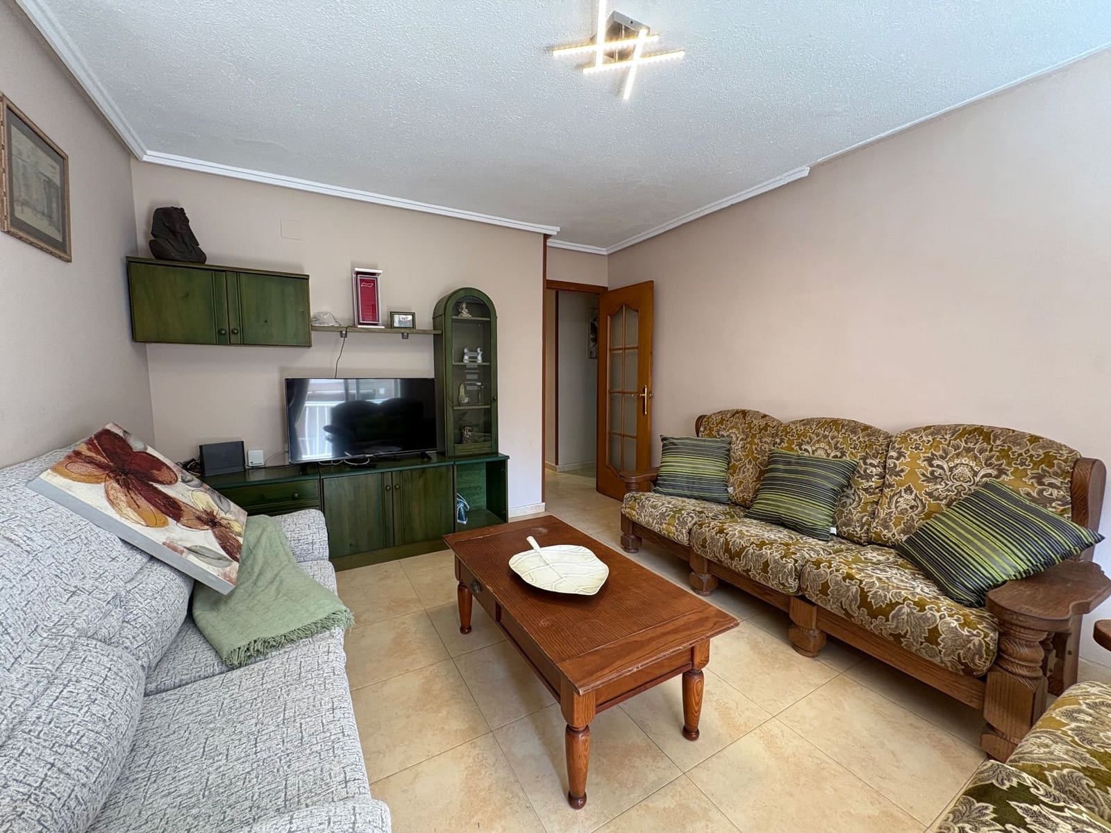 3 makuuhuone Asunto vuokrattavana paikassa Torrevieja - 850 € (Ref: 9034171)