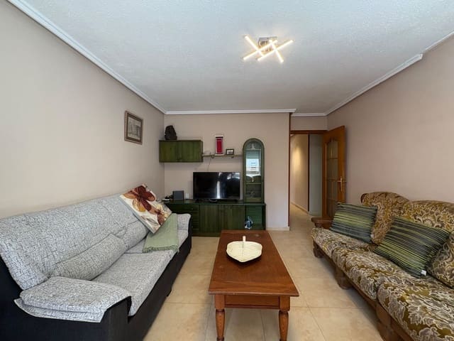 3 makuuhuone Asunto vuokrattavana paikassa Torrevieja - 850 € (Ref: 9034171)