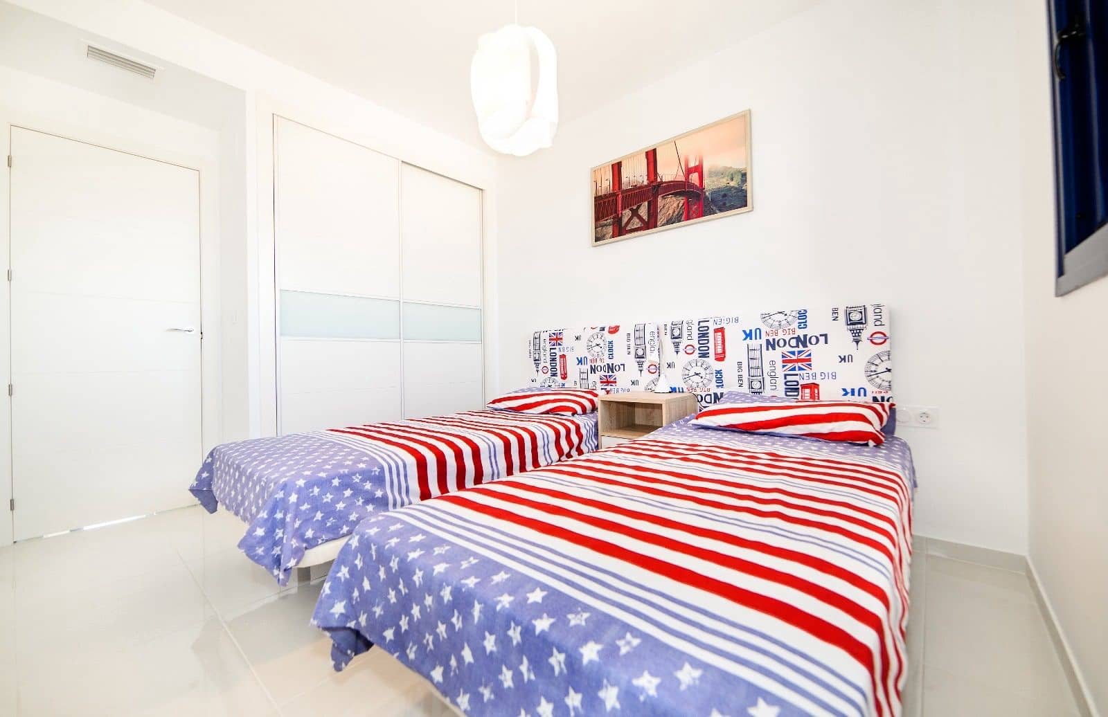 2 quarto Apartamento para arrendar em Punta Prima com piscina garagem - 1 800 € (Ref: 9100469)