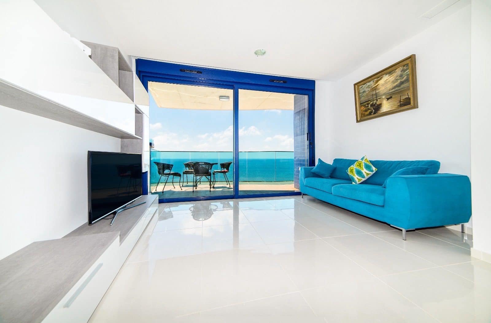2 quarto Apartamento para arrendar em Punta Prima com piscina garagem - 1 800 € (Ref: 9100469)