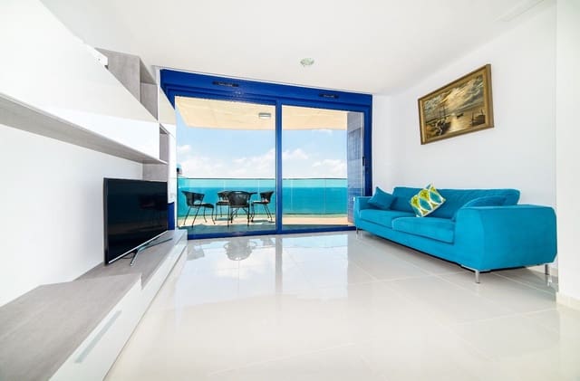 2 quarto Apartamento para arrendar em Punta Prima, Torrevieja com piscina garagem - 1 800 € (Ref: 9100469)