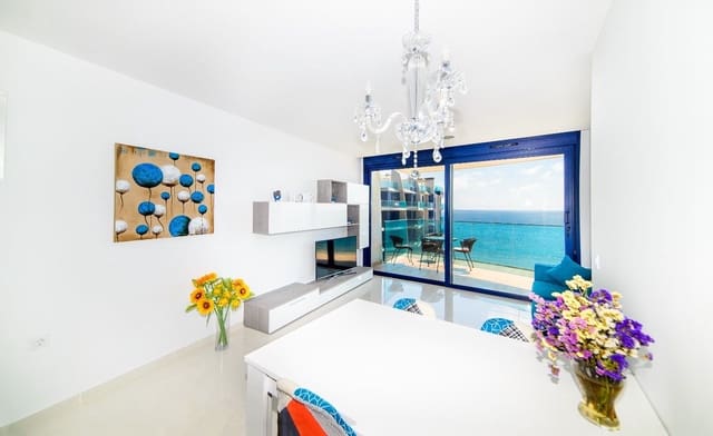 2 quarto Apartamento para arrendar em Punta Prima, Torrevieja com piscina garagem - 1 800 € (Ref: 9100469)