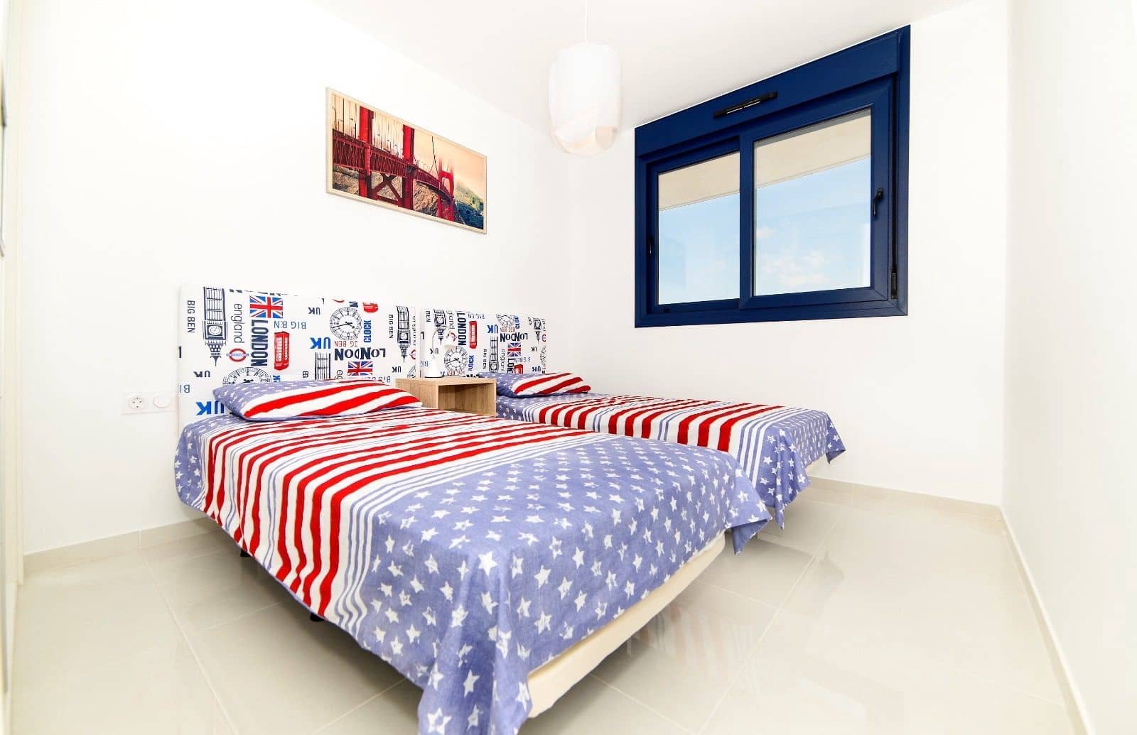 2 quarto Apartamento para arrendar em Punta Prima com piscina garagem - 1 800 € (Ref: 9100469)