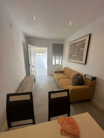 2 bedroom Bungalow for rent in Torrevieja - € 850 (Ref: 9113798)