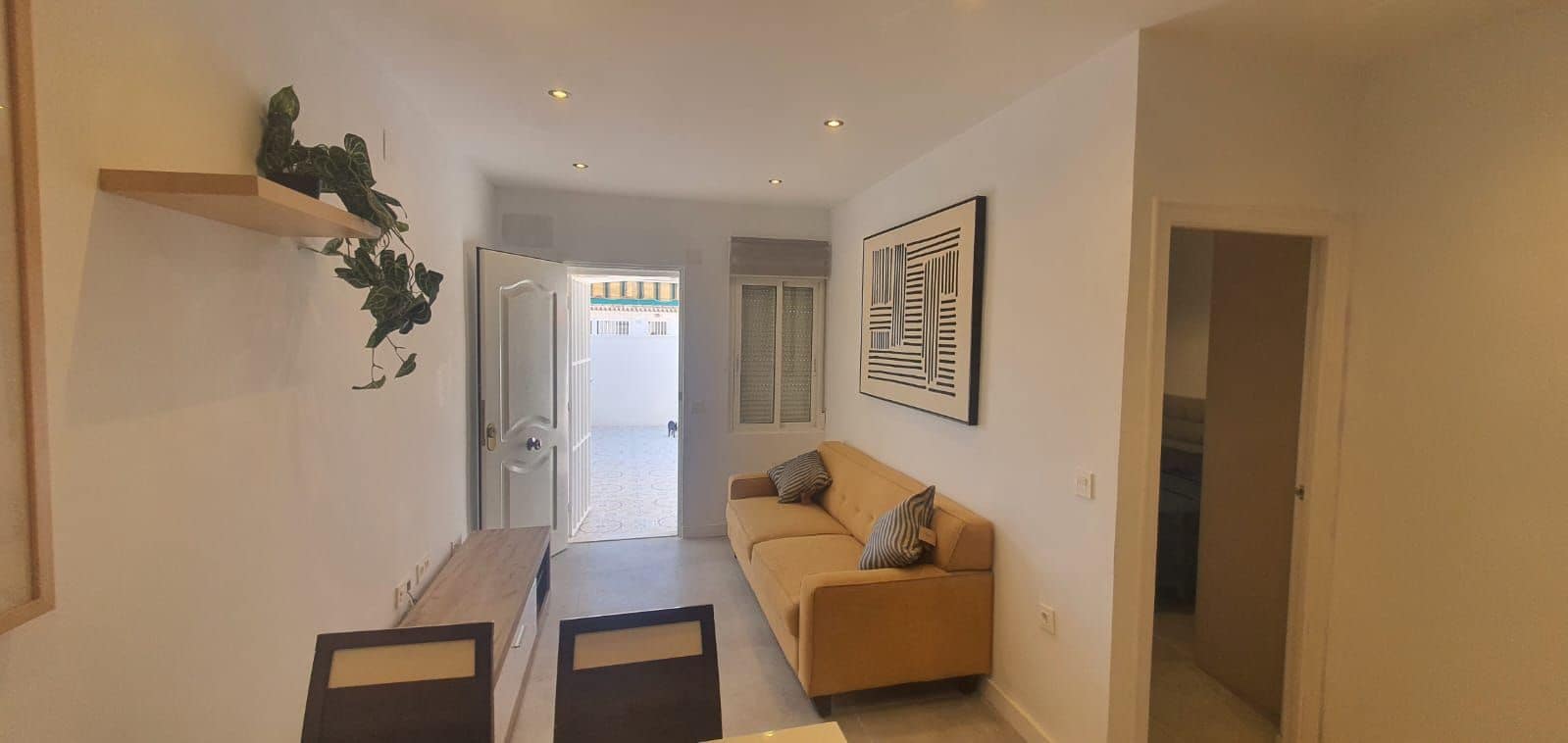 2 soveværelse Bungalow til leje i Torrevieja - € 850 (Ref: 9113798)