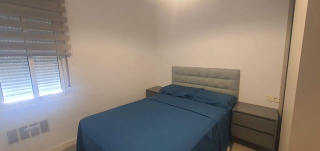 2 soveværelse Bungalow til leje i Torrevieja - € 850 (Ref: 9113798)