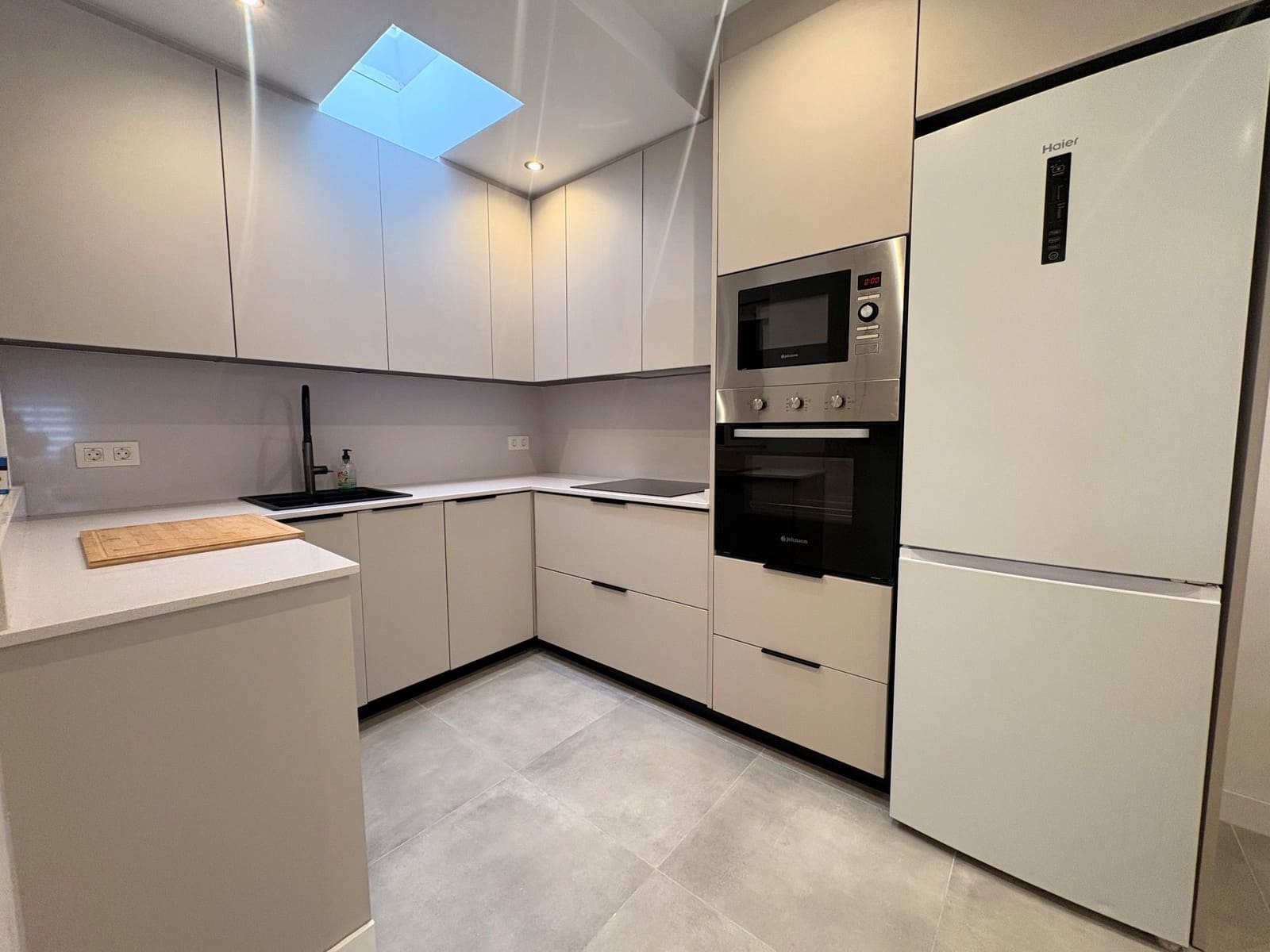 Bungalow de 2 chambres à louer à Torrevieja - 850 € (Ref: 9113798)