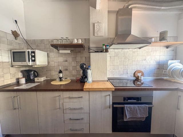 1 bedroom Flat for rent in Torrevieja - € 650 (Ref: 9113799)