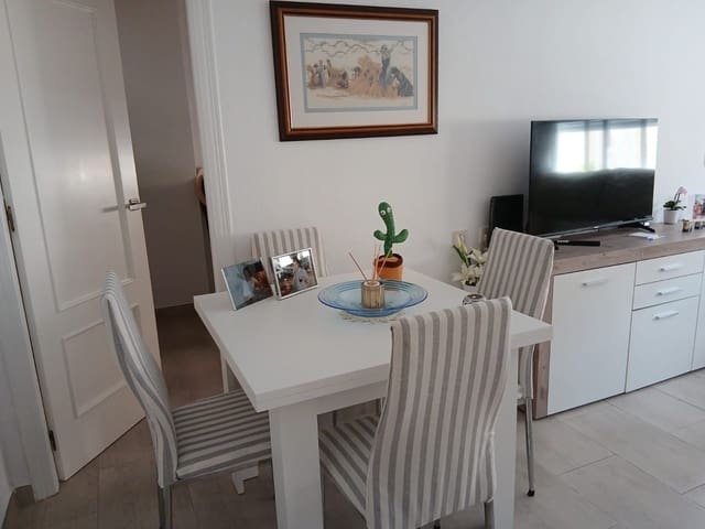 2 quarto Apartamento para arrendar em Guardamar del Segura com piscina - 750 € (Ref: 9113800)
