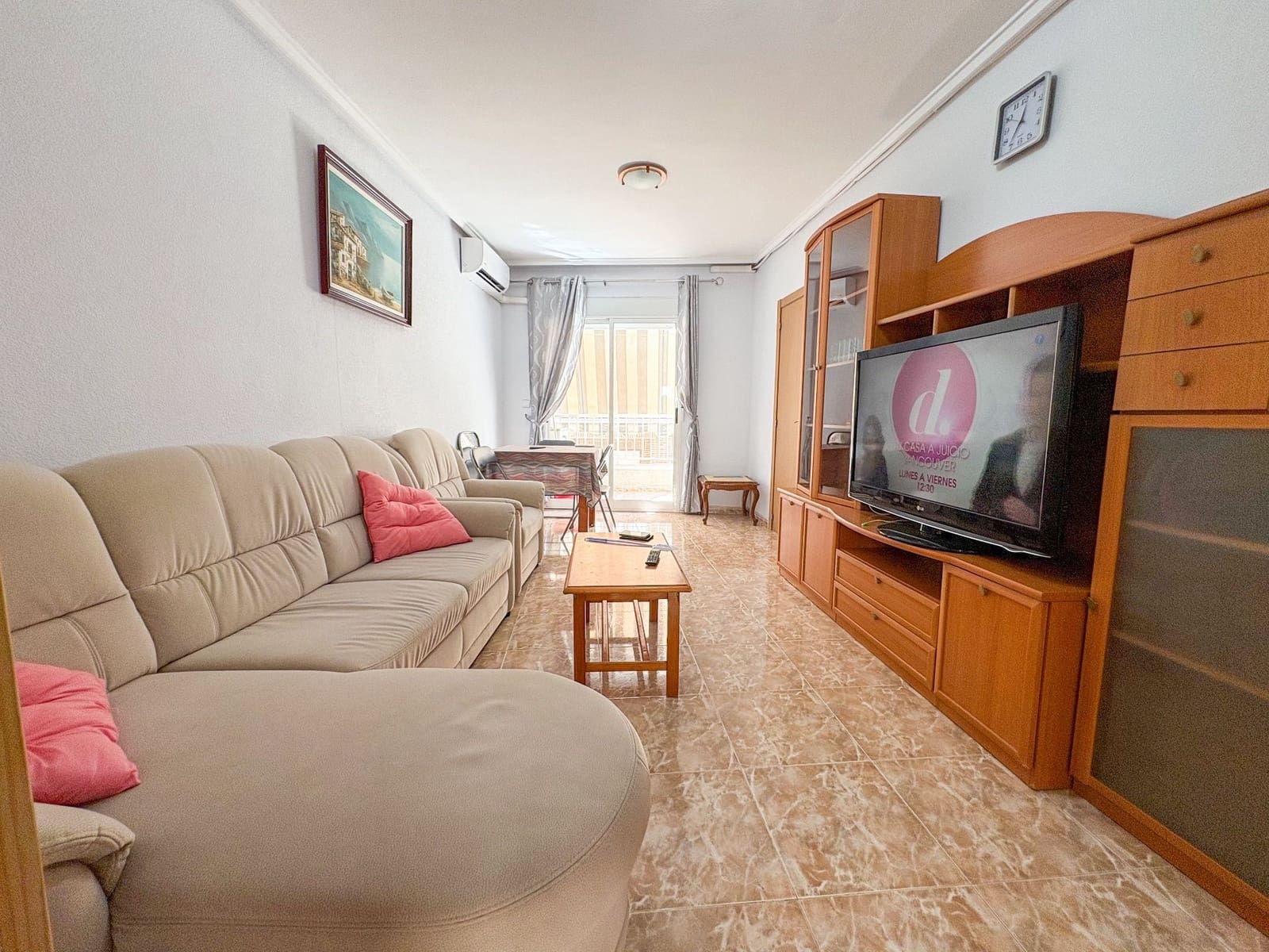 2 quarto Apartamento para arrendar em Torrevieja - 700 € (Ref: 9146743)