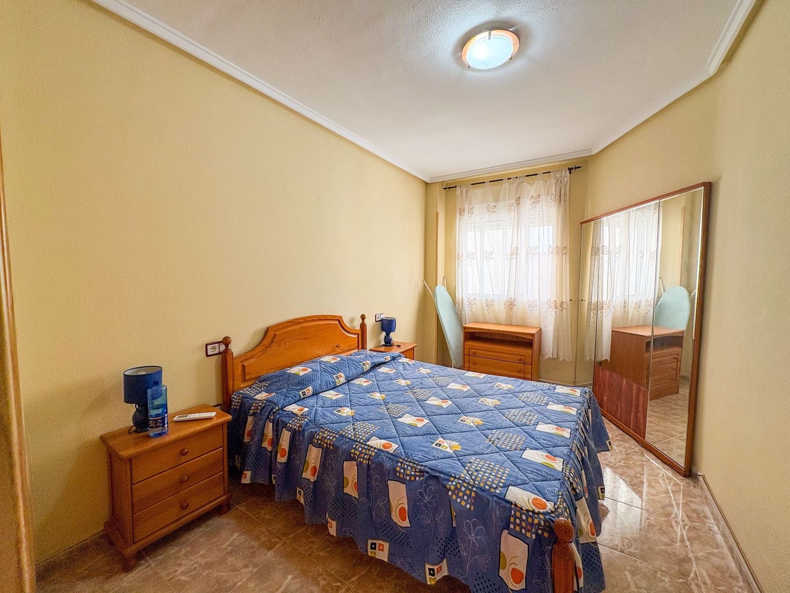 2 quarto Apartamento para arrendar em Torrevieja - 700 € (Ref: 9146743)