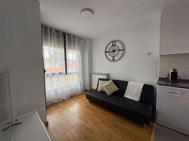 1 Zimmer Wohnung zu vermieten in Santoña - 600 € (Ref: 9151700)