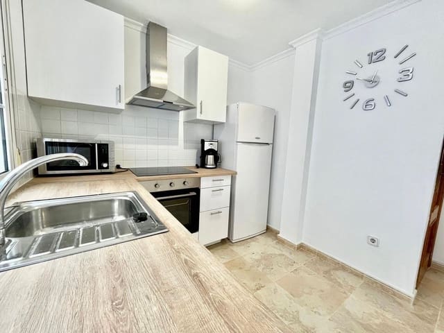 3 camera da letto Villa da affittare in Orihuela Costa, Orihuela con piscina - 1.300 € (Rif: 9156396)
