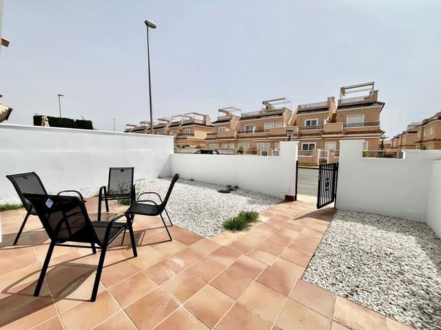 3 soveværelse Villa til leje i Orihuela Costa, Orihuela med swimmingpool - € 1.300 (Ref: 9156396)