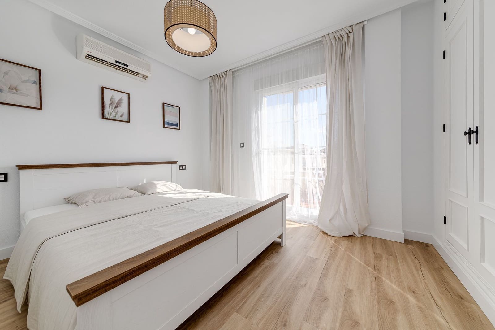 3 sovrum Villa att hyra i Orihuela Costa med pool garage - 1 550 € (Ref: 9171126)