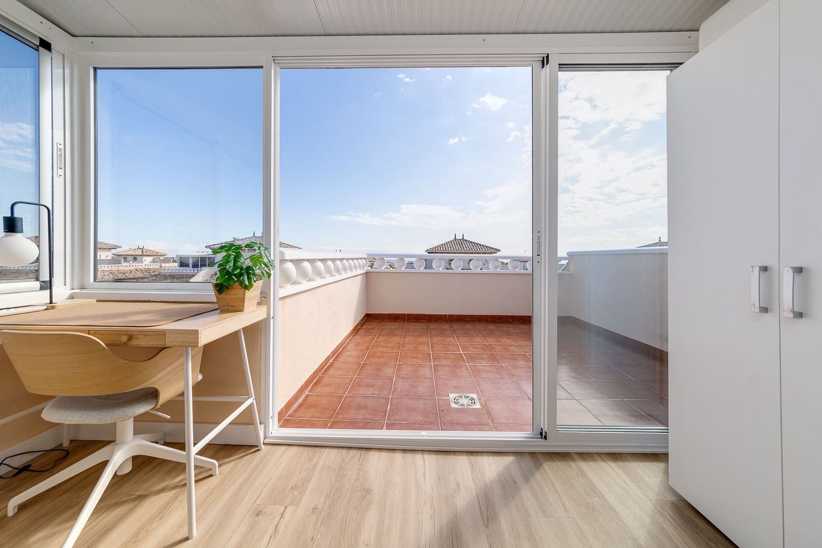 3 sovrum Villa att hyra i Orihuela Costa med pool garage - 1 550 € (Ref: 9171126)