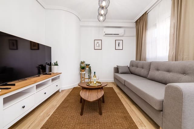 3 sovrum Villa att hyra i Orihuela Costa, Orihuela med pool garage - 1 550 € (Ref: 9171126)