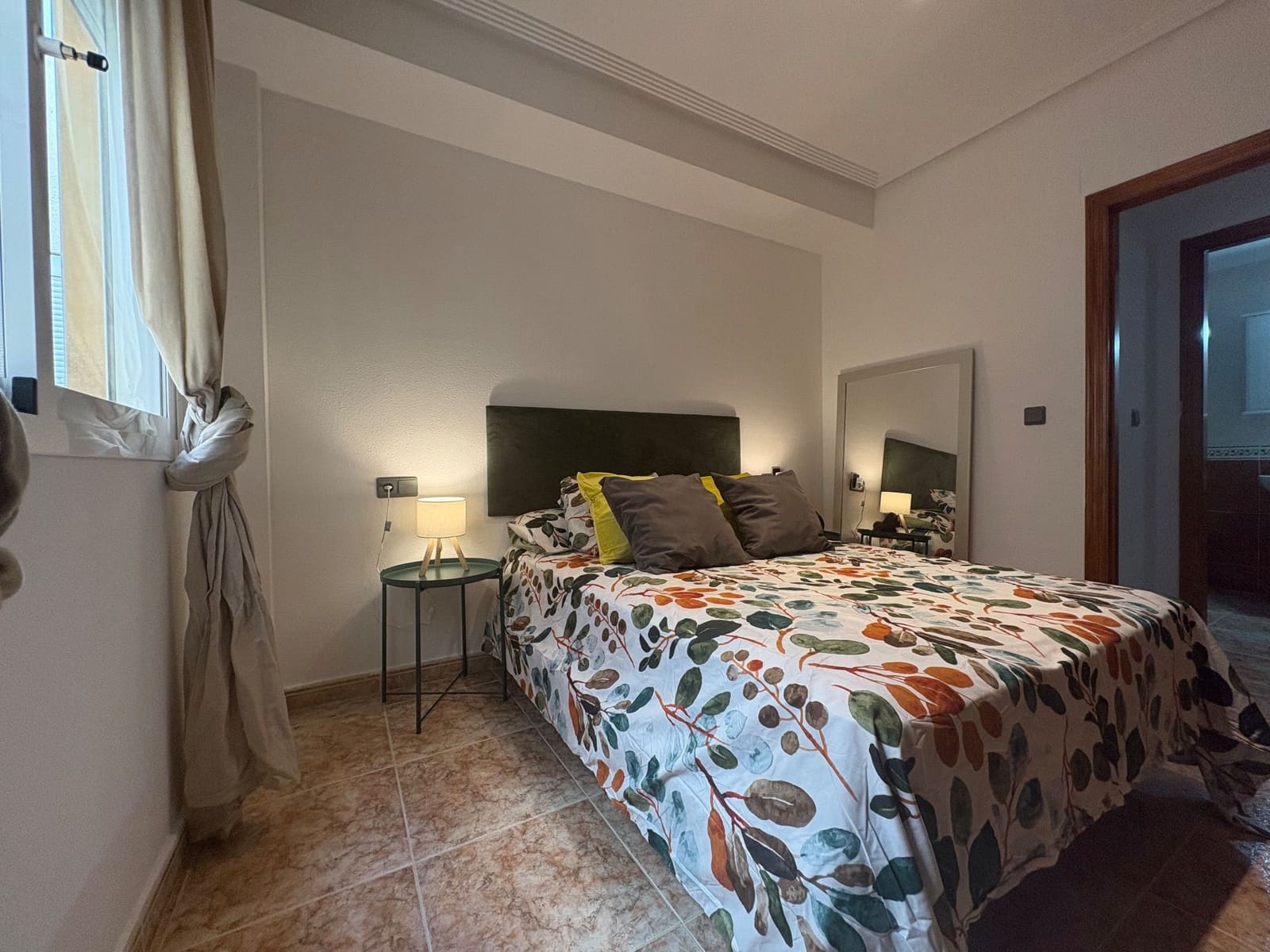 2 sypialnia Mieszkanie do wynajęcia w Orihuela Costa z basenem garażem - 875 € (Ref: 9195259)