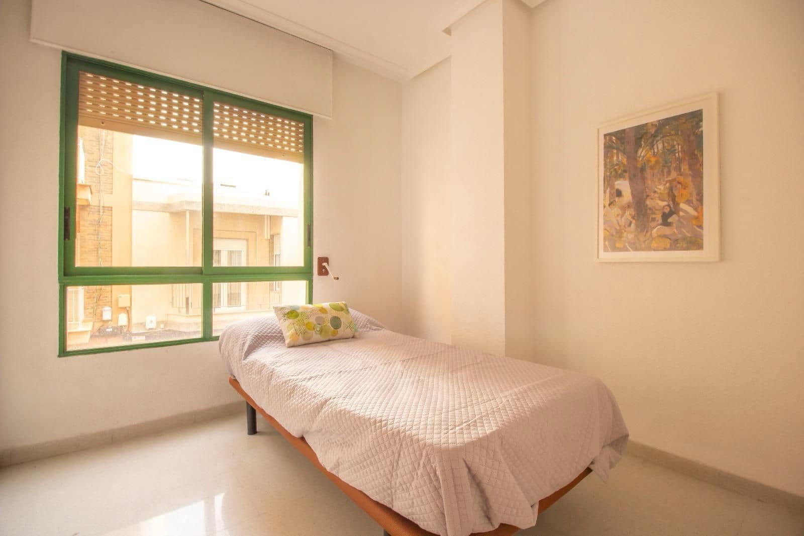 3 soverom Leilighet til leie i Torrevieja - € 1 300 (Ref: 9202173)