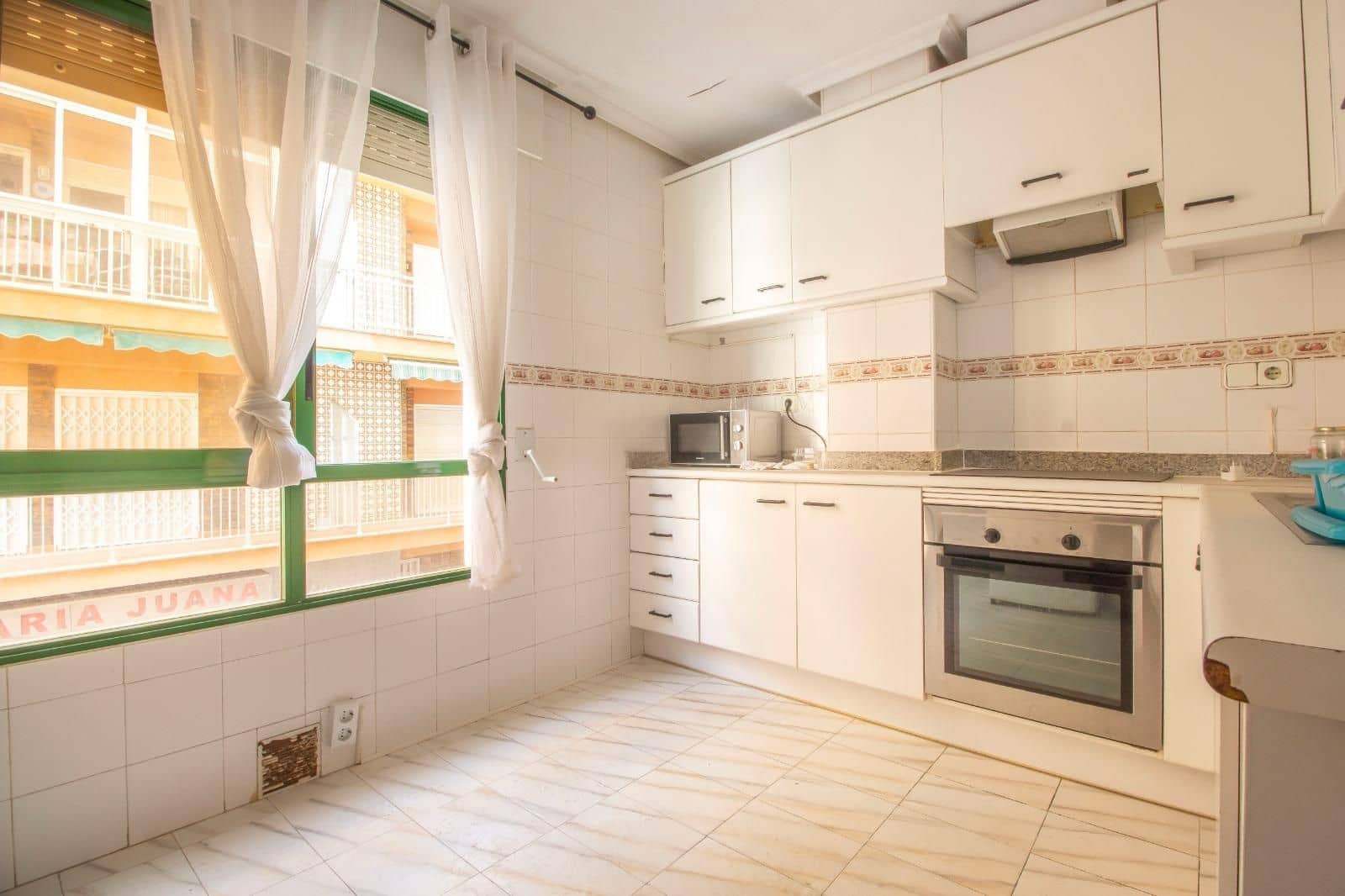 3 soverom Leilighet til leie i Torrevieja - € 1 300 (Ref: 9202173)